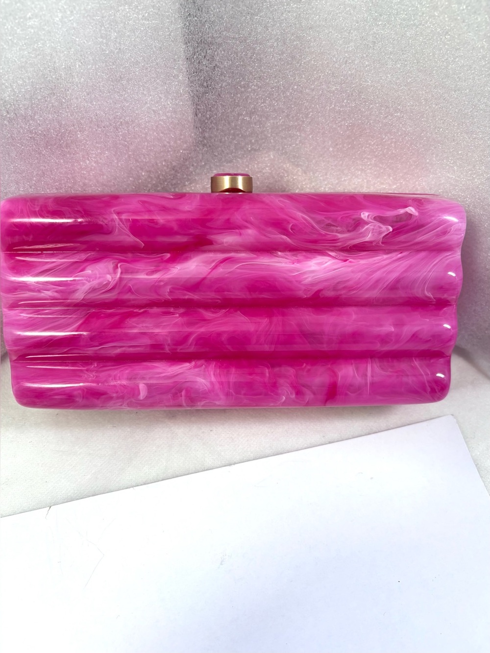 Cult Gaia Enid Box Clutch. Dragonfruit. - Picture 4 of 13